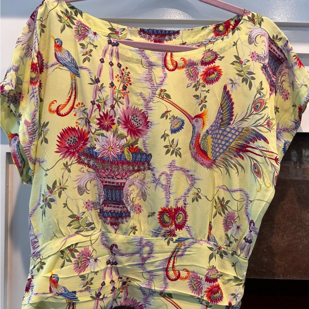 Anthropologie Pale Yellow Floral & Bird Print Short Sleeve Blouse
